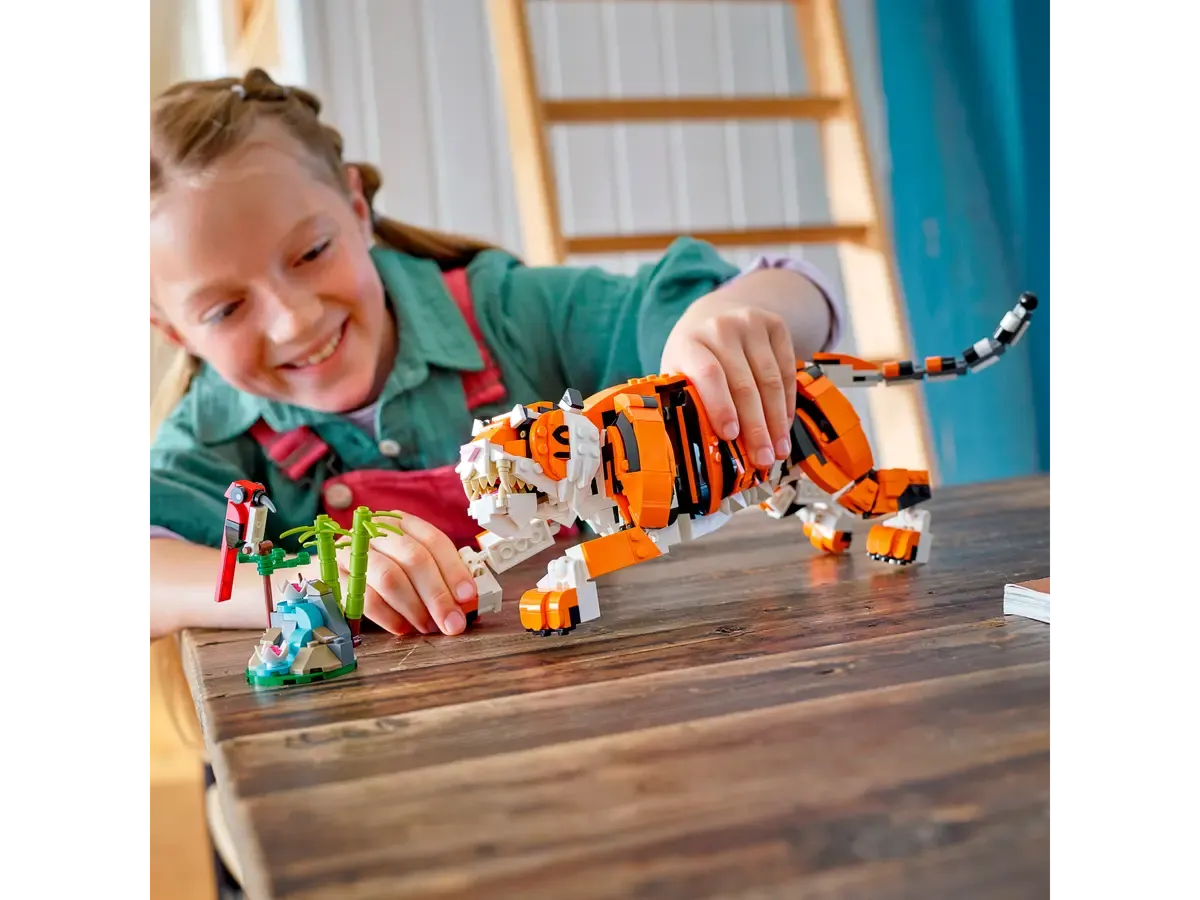 Creator - Majestic Tiger 31129 (755 Pieces)