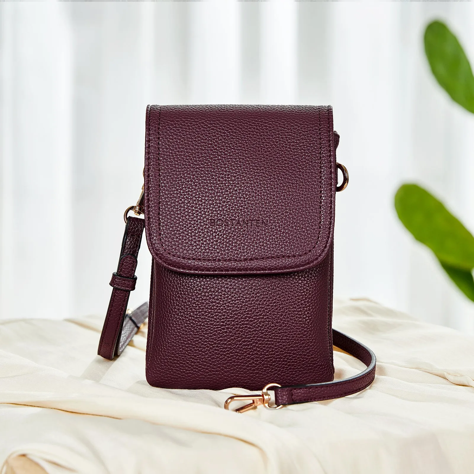 Evelyn Leather Crossbody Phone Wallet For Women —— Boudoir Style