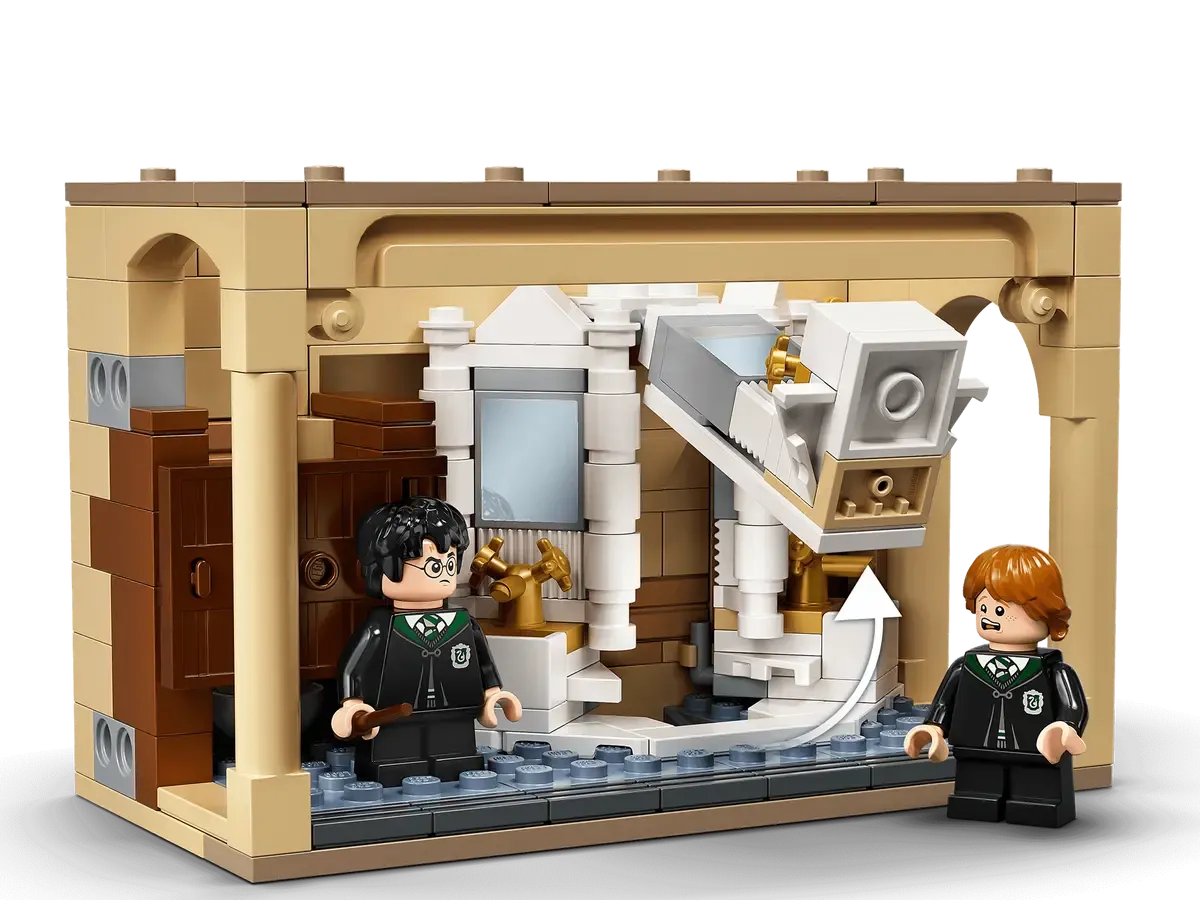 Harry Potter - Hogwarts: Polyjuice Potion Mistake 76386 (217 pieces) (retired product)