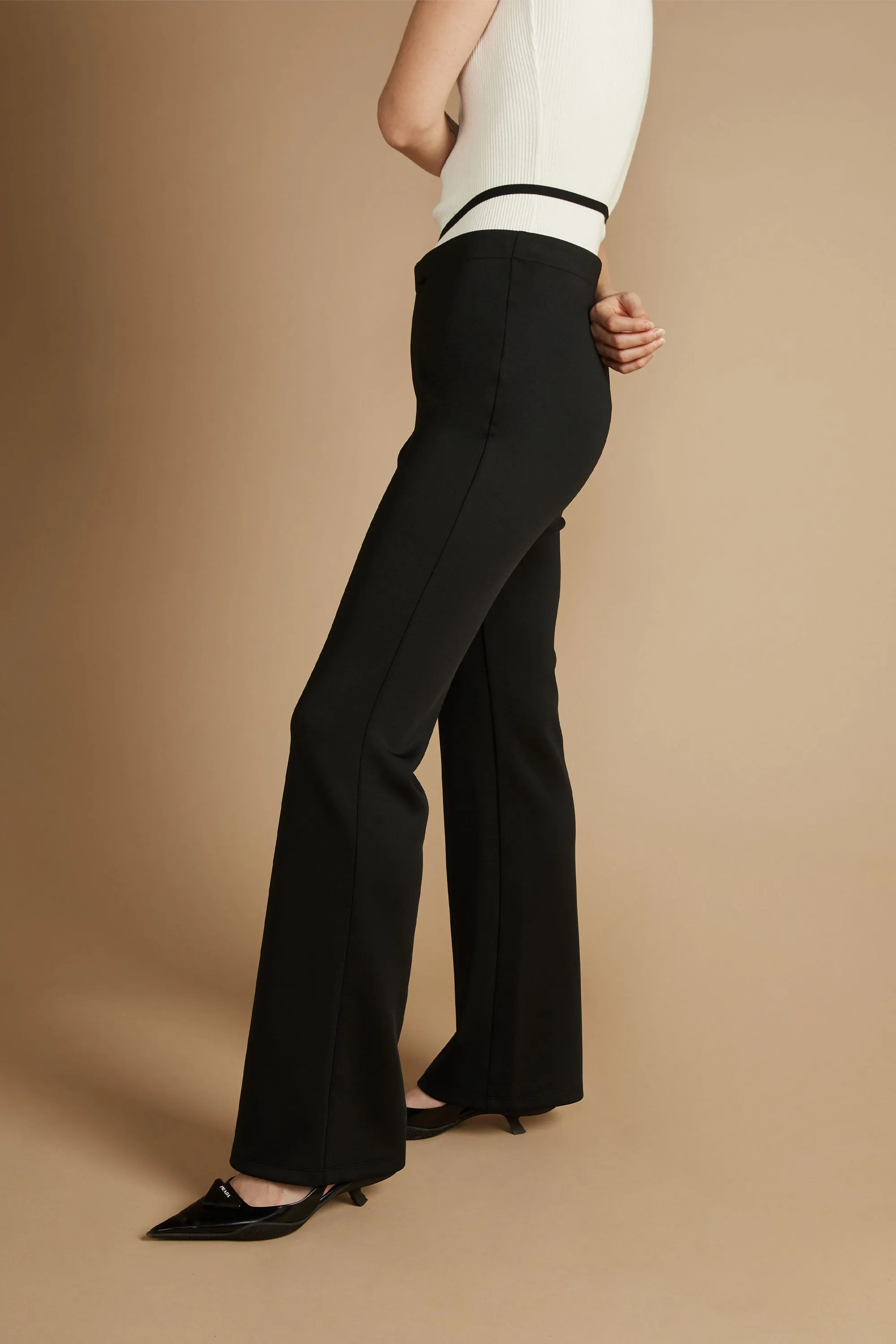 LOW RISE PANT WITH WAIST TIE